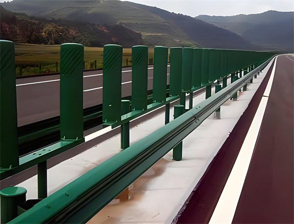 林芝三波护栏板在高速公路的应用